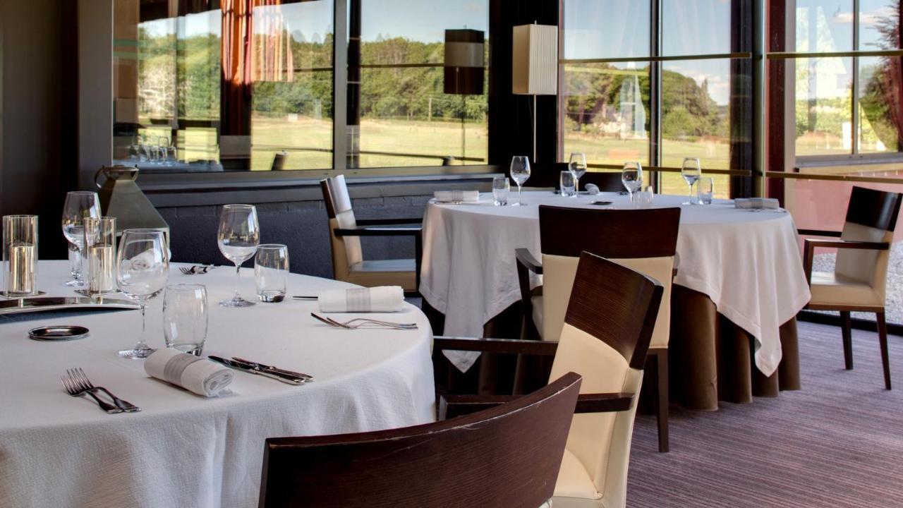 Le Pavillon De Gouffern Hotel Silli-en-Gouffern Buitenkant foto