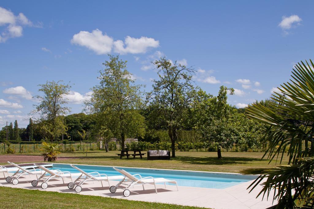 Le Pavillon De Gouffern Hotel Silli-en-Gouffern Buitenkant foto